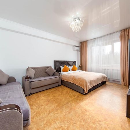 Apartment Оn Makatayeva 5 B Almaty Exterior photo